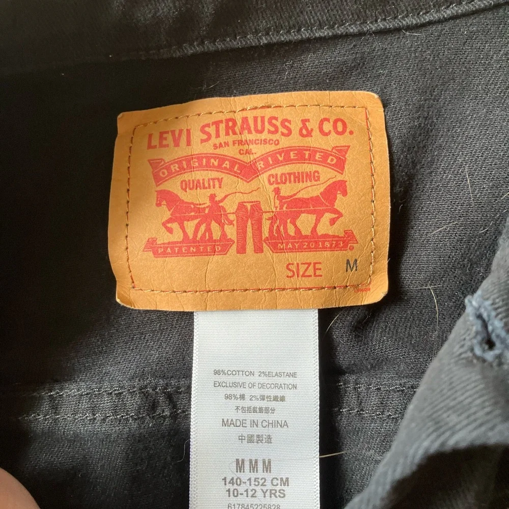 Levi Strauss‎ Medium Kid's Trucker Jean jacket Black metal Button 10-12